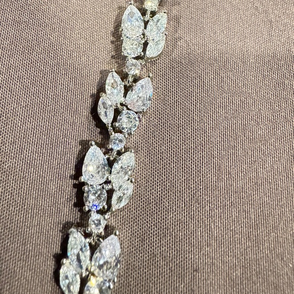 Wedding Jewelry Marquise Leaf Elegant Tennis Bracelet - Picture 3 of 3